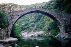 corsica-ancient-bridge